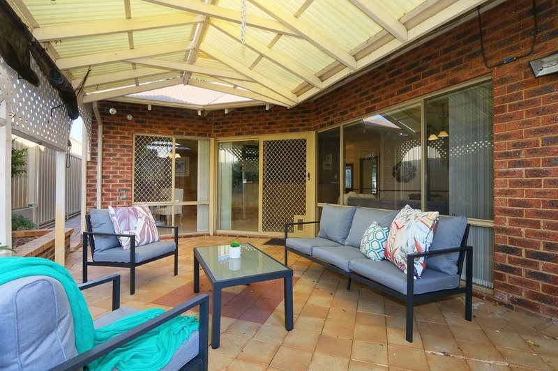 Photo - 19 Inwood Place, Murdoch WA 6150 - Image 33