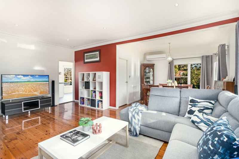 19 Iraga Avenue, West Wollongong NSW 2500