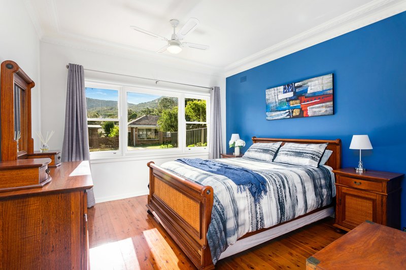 Photo - 19 Iraga Avenue, West Wollongong NSW 2500 - Image 4