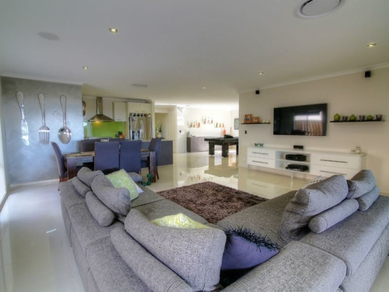 Photo - 19 Isetta Court, Upper Coomera QLD 4209 - Image 4