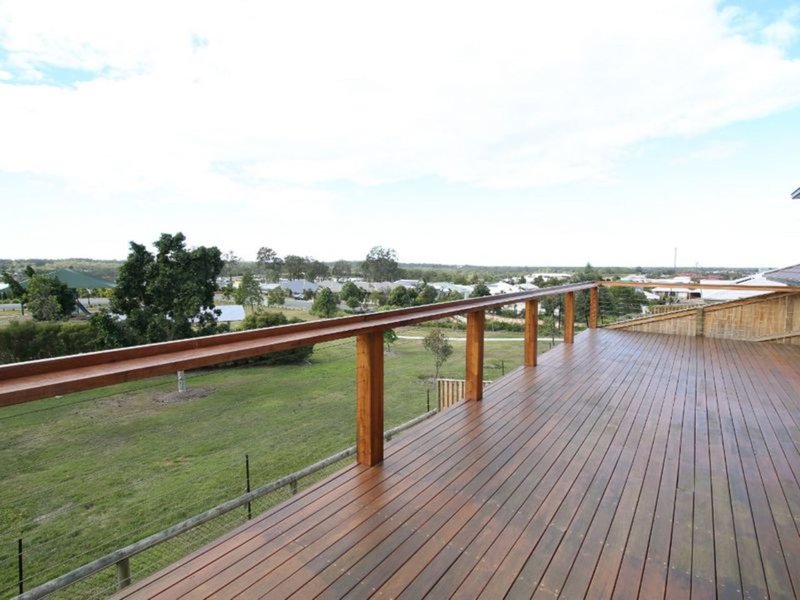 Photo - 19 Isetta Court, Upper Coomera QLD 4209 - Image 7