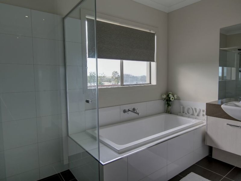 Photo - 19 Isetta Court, Upper Coomera QLD 4209 - Image 8