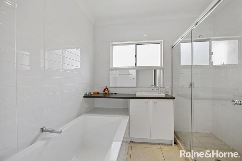 Photo - 19 Jacksonia Place, Noosaville QLD 4566 - Image 7