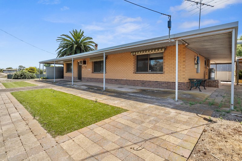 Photo - 19 Jacob Street, Tailem Bend SA 5260 - Image 4