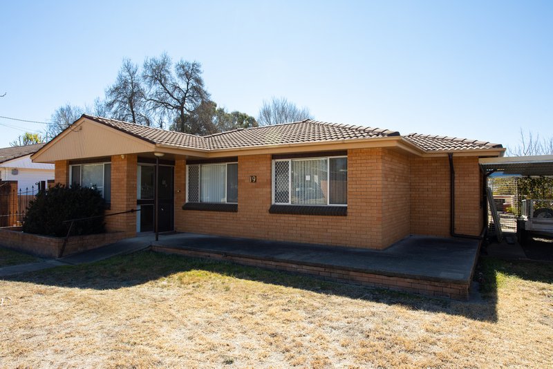 19 James Avenue, Armidale NSW 2350