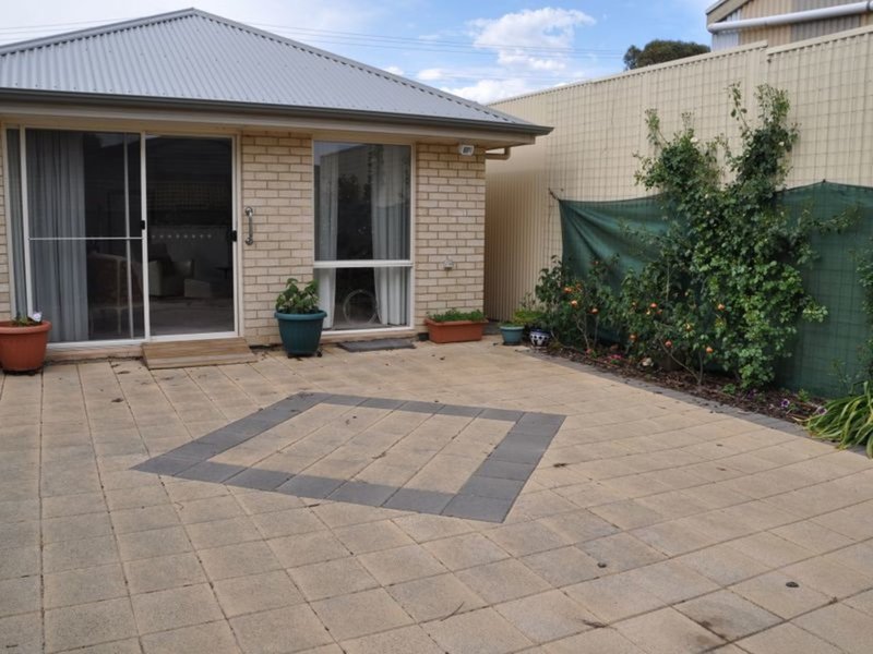 Photo - 19 James Avenue, Victor Harbor SA 5211 - Image 11