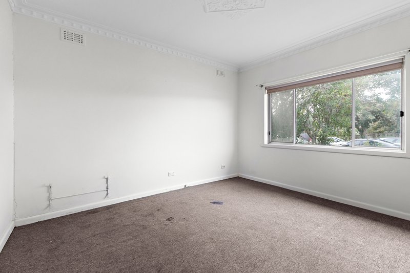 Photo - 19 James Street, Fawkner VIC 3060 - Image 13