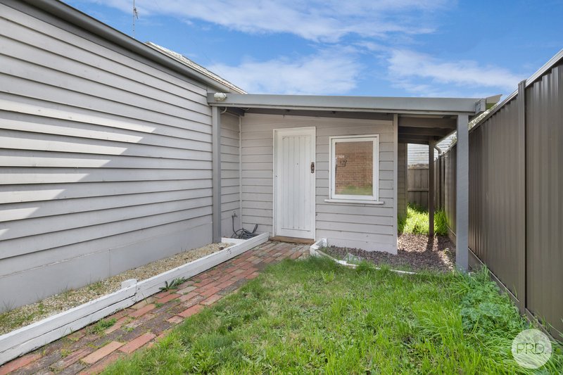 Photo - 19 James Street, Golden Point VIC 3350 - Image 15