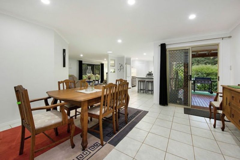 Photo - 19 Jane Street, Palmwoods QLD 4555 - Image 6