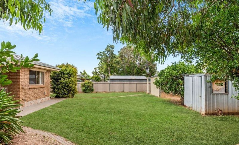 Photo - 19 Jenner Street, Morphett Vale SA 5162 - Image 13