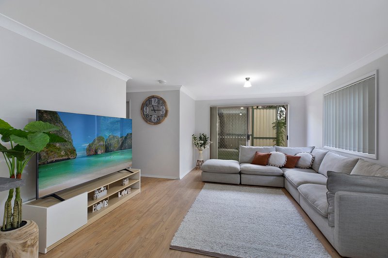 Photo - 1/9 Jennie Cox Close, Erina NSW 2250 - Image 3