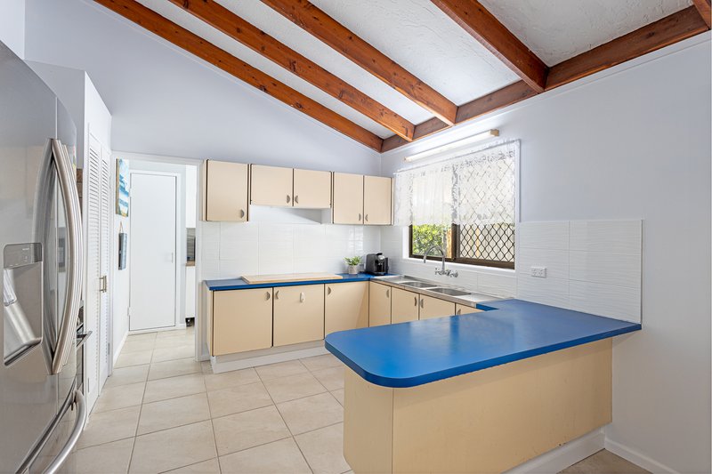 Photo - 19 Jillian Street, Kallangur QLD 4503 - Image 8