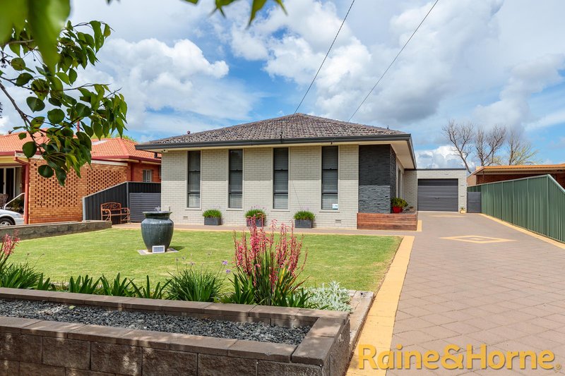 19 Johns Avenue, Dubbo NSW 2830