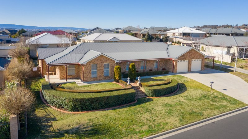 19 Joubert Drive, Llanarth NSW 2795