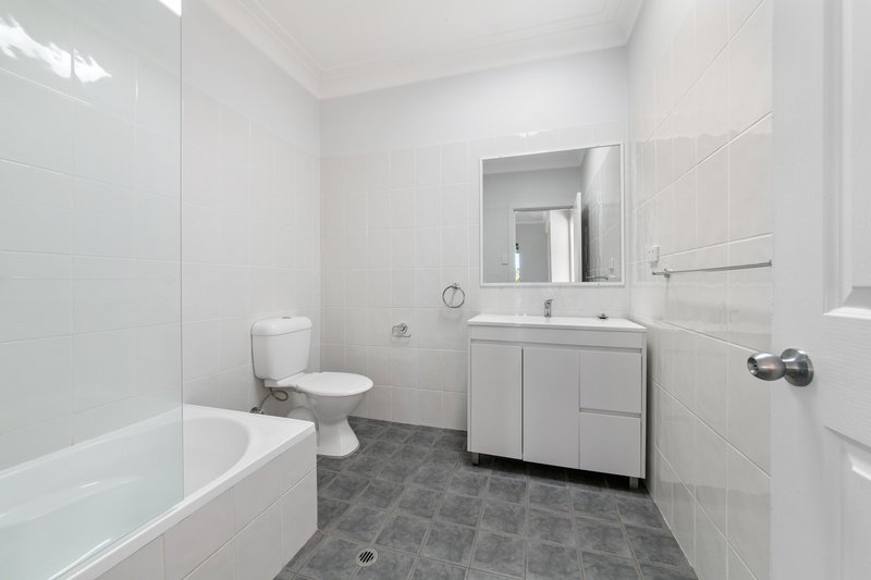 Photo - 19 Joy Street, Gorokan NSW 2263 - Image 10