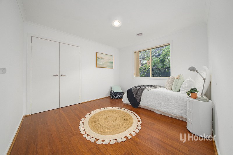 Photo - 19 Juniper Avenue, Point Cook VIC 3030 - Image 21