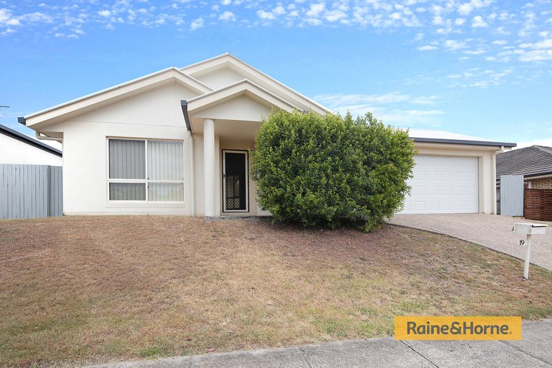 19 Jupiter Street, Springfield Lakes QLD 4300