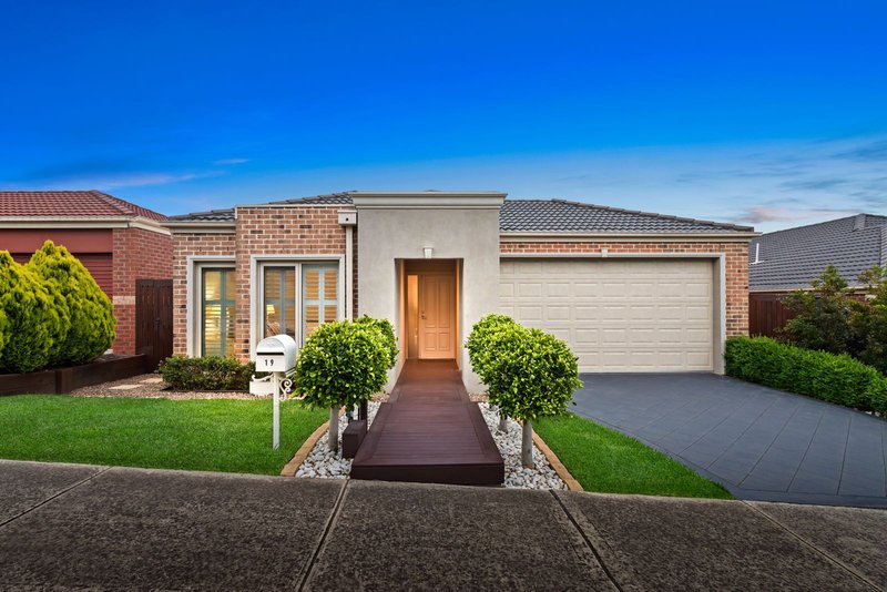 19 Kage Grove, Mernda VIC 3754