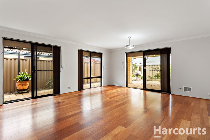 Photo - 19 Karak Road, Wannanup WA 6210 - Image 4