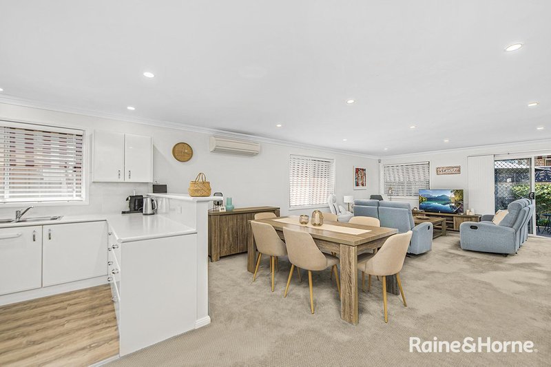 Photo - 1/9 Kariboo Lane, Mount Hutton NSW 2290 - Image 4