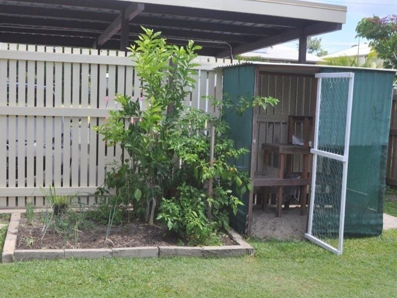 Photo - 1/9 Kate Street, East Mackay QLD 4740 - Image 14