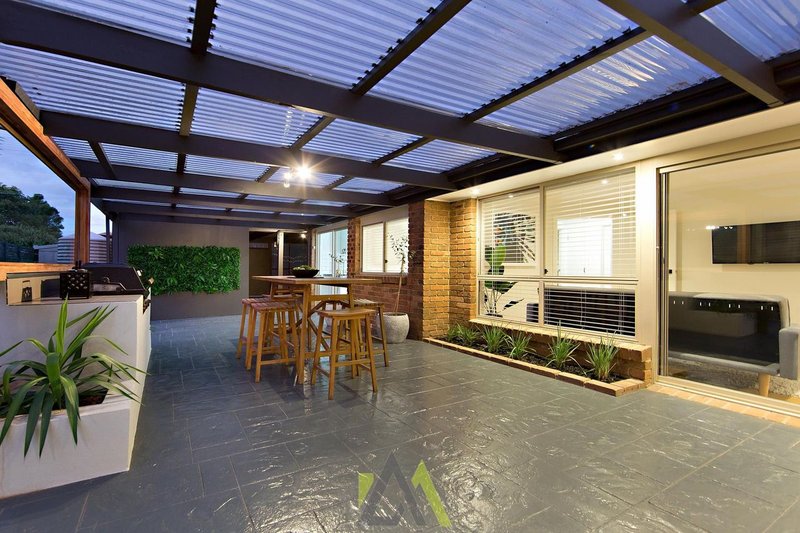 Photo - 19 Kelly Drive, Langwarrin VIC 3910 - Image 13