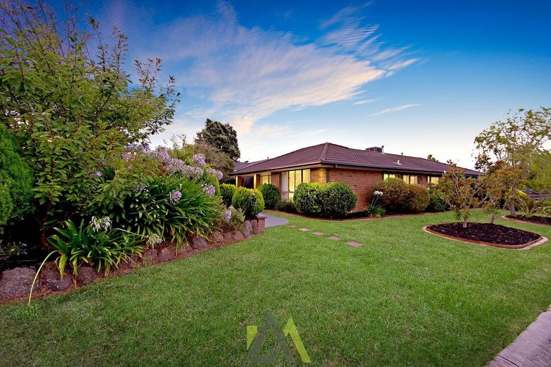 Photo - 19 Kelly Drive, Langwarrin VIC 3910 - Image 16