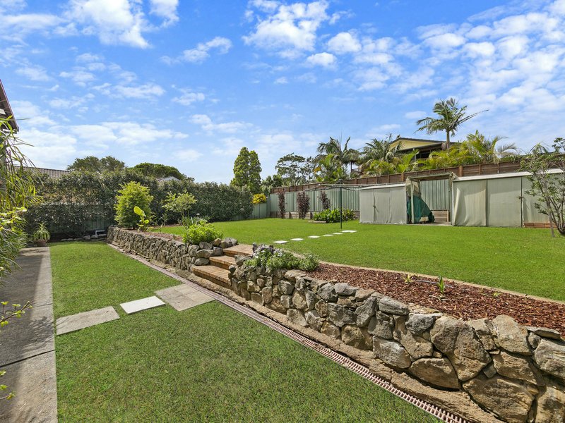 Photo - 19 Kendall Crescent, Norah Head NSW 2263 - Image 17