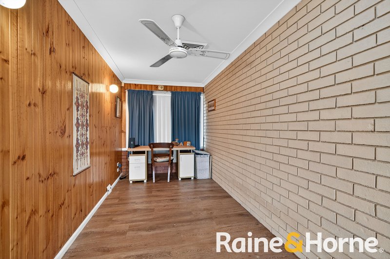 Photo - 19 Kensington Avenue, Dubbo NSW 2830 - Image 5
