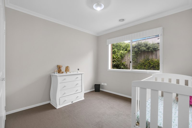 Photo - 19 Kensington Drive, Warragul VIC 3820 - Image 11