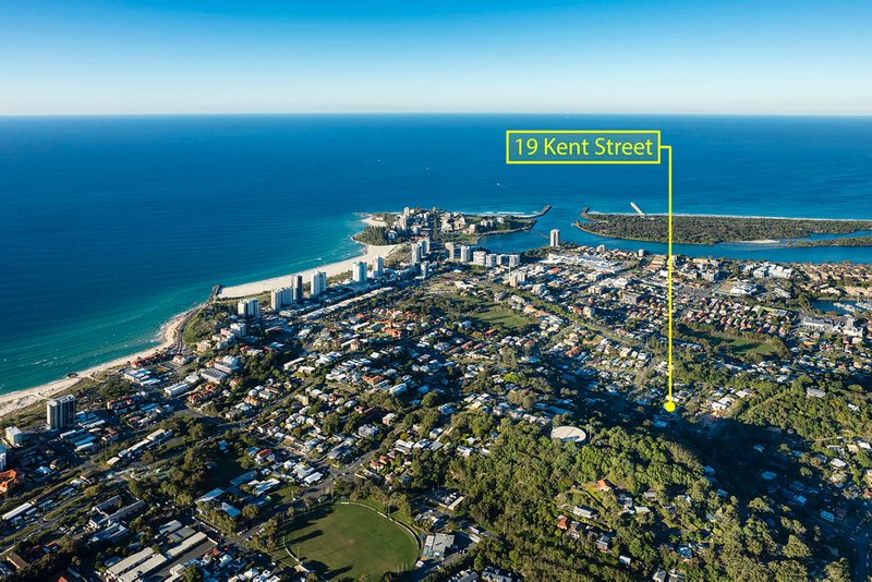 19 Kent Street, Coolangatta QLD 4225