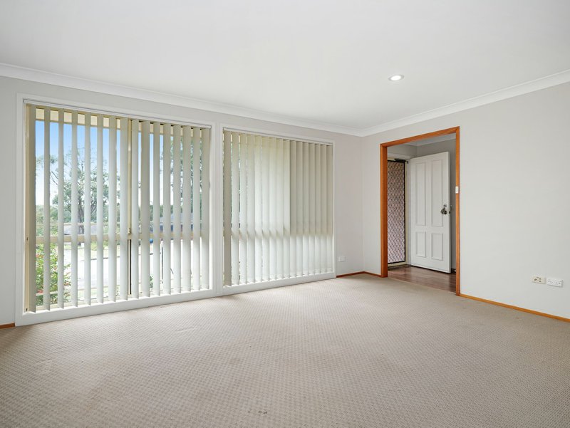 Photo - 19 Kindlebark Drive, Medowie NSW 2318 - Image 3