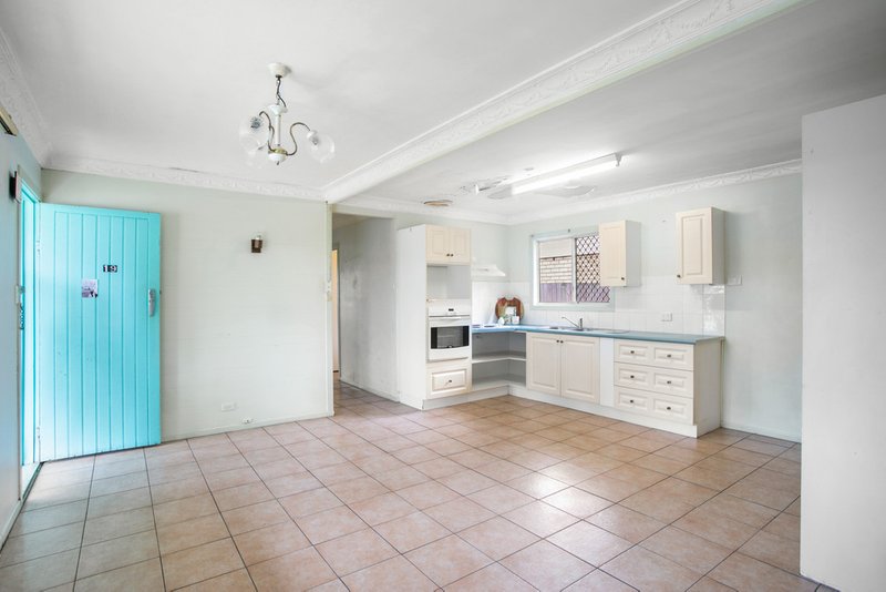 Photo - 19 King Street, Deception Bay QLD 4508 - Image 3