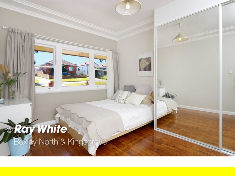 Photo - 19 Kingsway , Kingsgrove NSW 2208 - Image 5