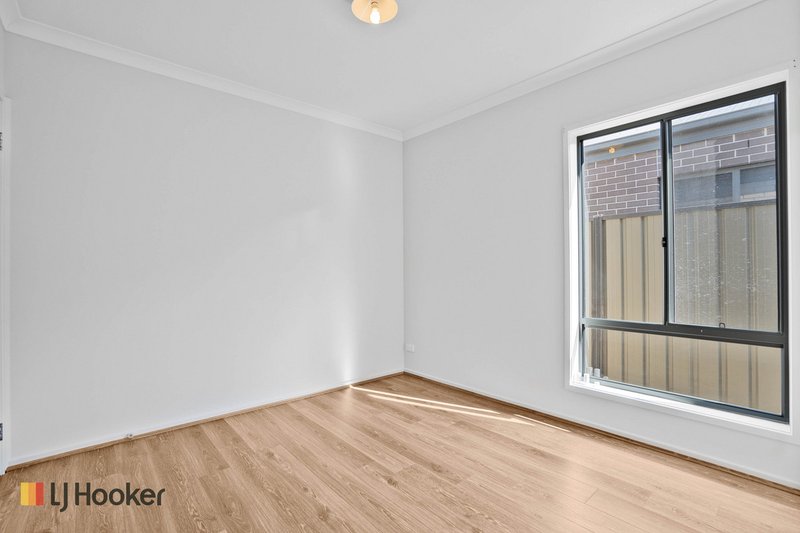 Photo - 19 Klandy Drive, Kalkallo VIC 3064 - Image 10