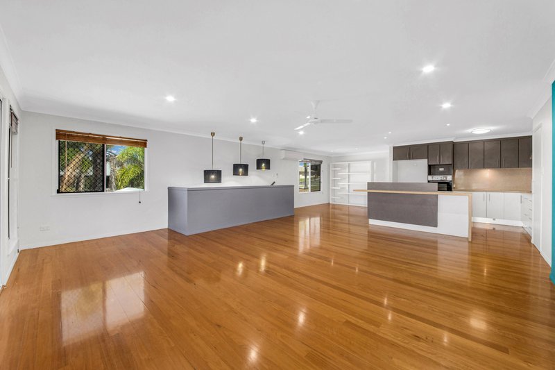 Photo - 19 Koowin Drive, Kirkwood QLD 4680 - Image 15