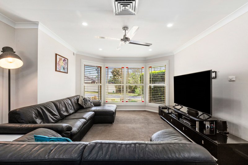 Photo - 19 Kulaman Crescent, Glenmore Park NSW 2745 - Image 4