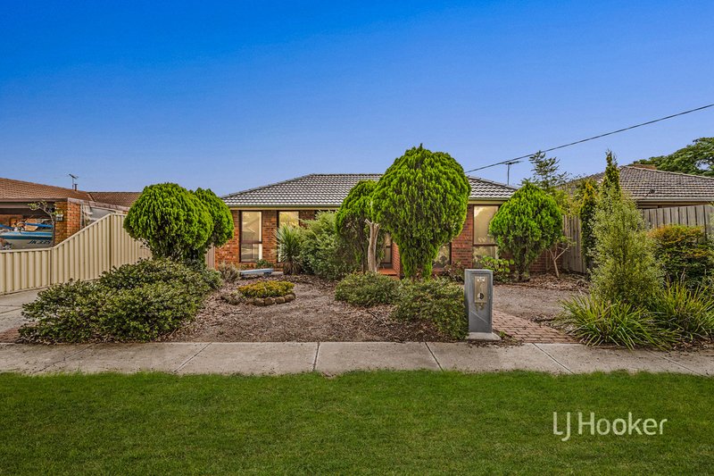 19 Lady Nelson Crescent, Altona Meadows VIC 3028