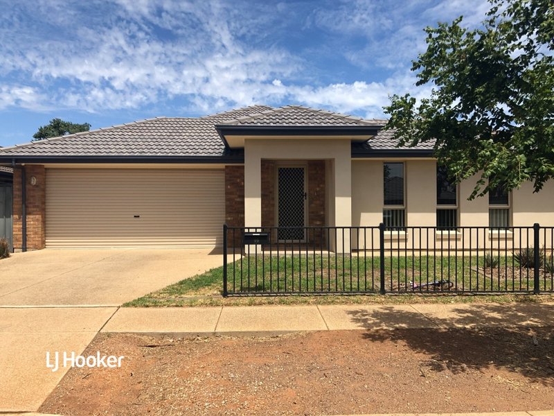 19 Lafitte Way, Andrews Farm SA 5114