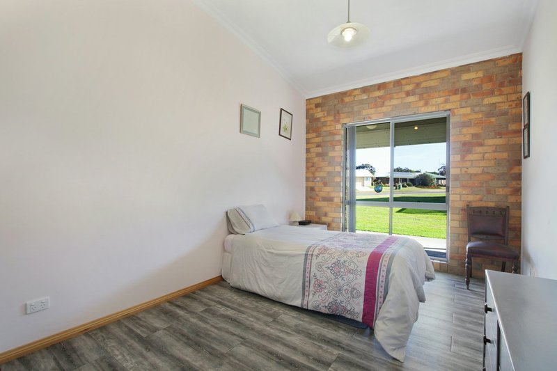 Photo - 19 Lake Shore Drive, Newlands Arm VIC 3875 - Image 22