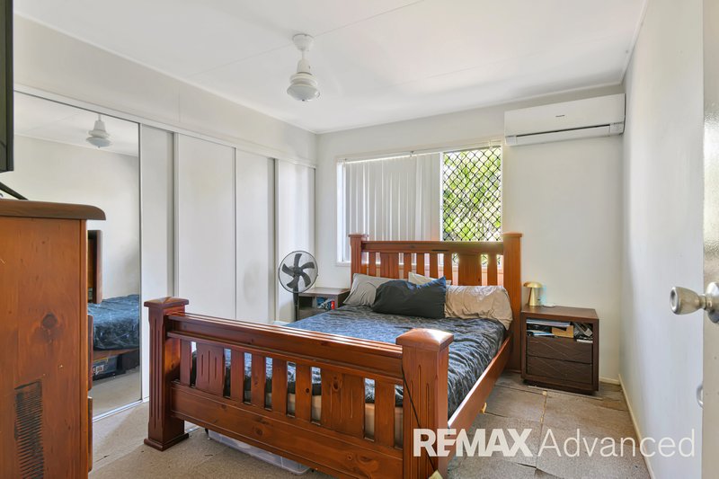 Photo - 19 Lalroy Street, Beachmere QLD 4510 - Image 6