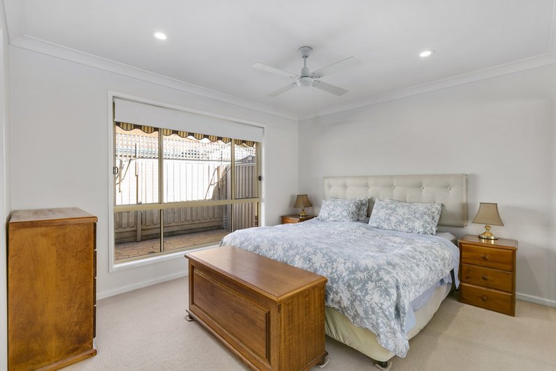 Photo - 19 Lambor Drive, Mudgeeraba QLD 4213 - Image 6