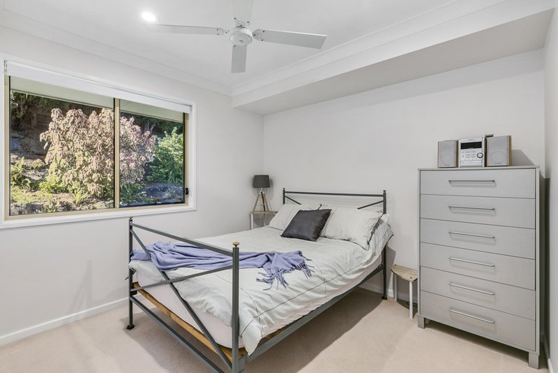 Photo - 19 Lambor Drive, Mudgeeraba QLD 4213 - Image 8