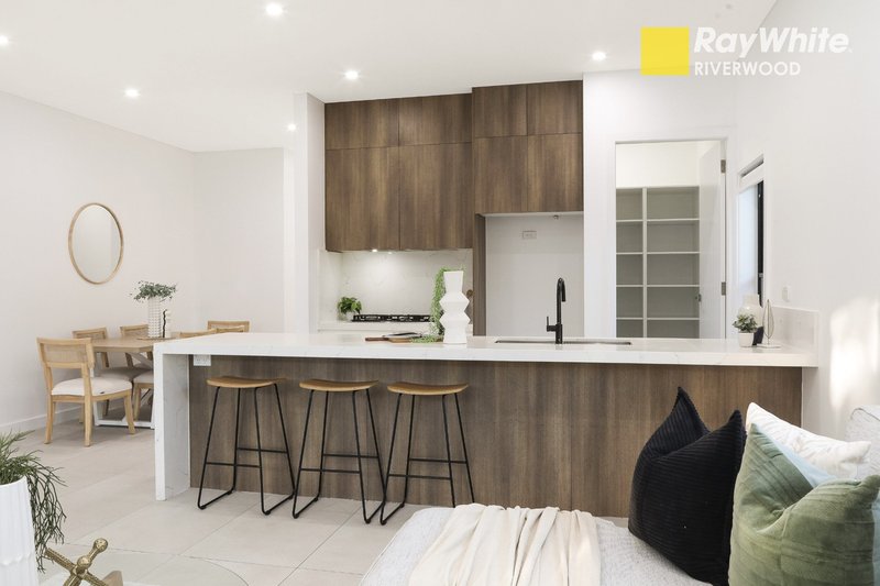 Photo - 19 Larkhill Avenue, Riverwood NSW 2210 - Image 3