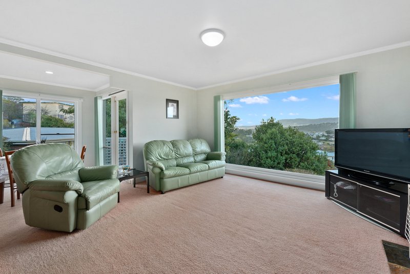 Photo - 19 Laverack Court, Austins Ferry TAS 7011 - Image 2