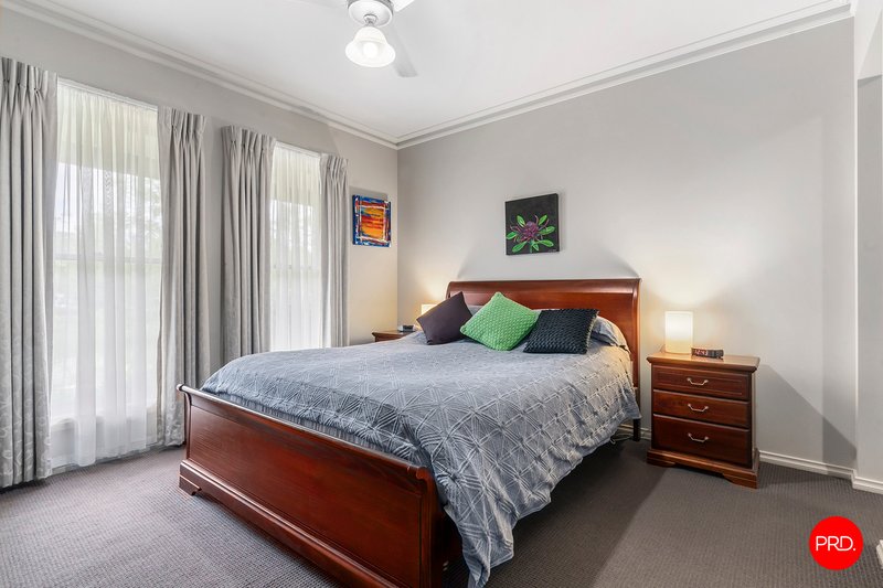 Photo - 19 Lawson Parade, Castlemaine VIC 3450 - Image 10