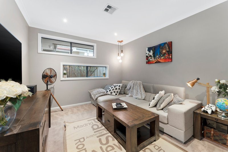 Photo - 19 Lee Ann Street, Blackburn South VIC 3130 - Image 7