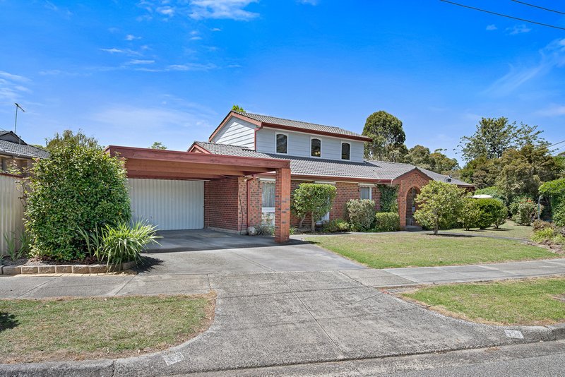 19 Lennox Avenue, Glen Waverley VIC 3150