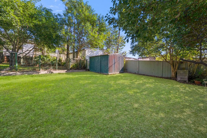 Photo - 19 Lennox Street, Old Toongabbie NSW 2146 - Image 10