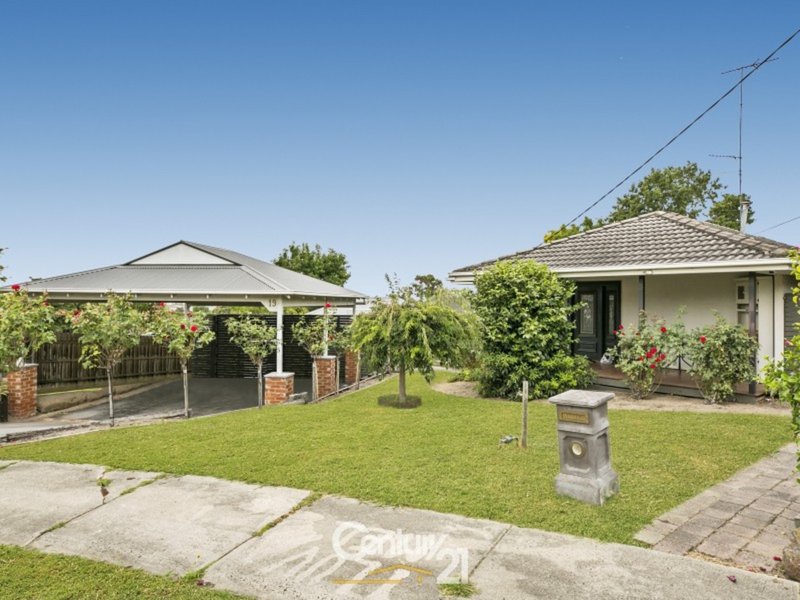 19 Leonard Court, Pakenham VIC 3810